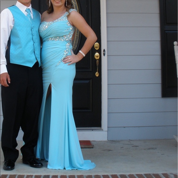 Riva Designs Formal Dress - Picture 8 of 10